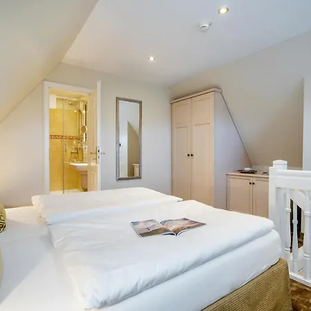 Hotel Haus Hanseat 3*