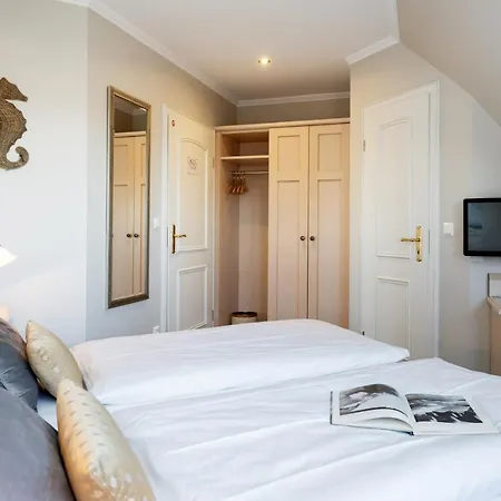Haus Hanseat 3*